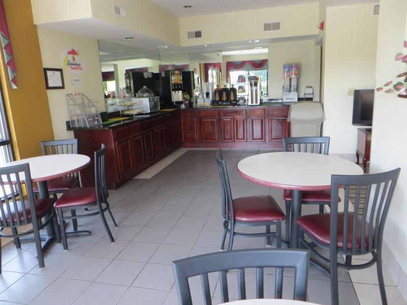 Baymont By Wyndham Cave City Bagian luar foto